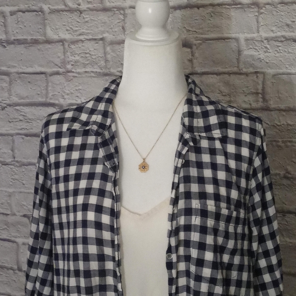 SOLD | J. Crew Gingham Long Sleeve Button Up Top - Picture 6 of 10